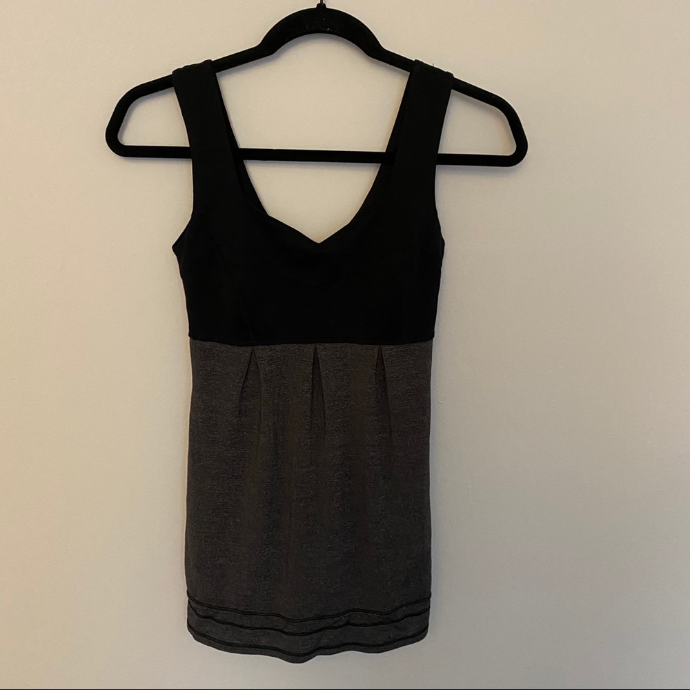 Lululemon athletica black and gray tank